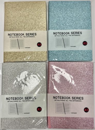Notesz A/5 80lapos vonalas glitteres borító 1872